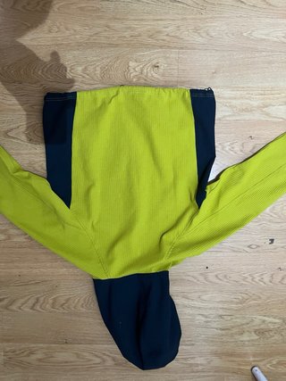 Sudadera Adidas Verde y Negra con Capucha