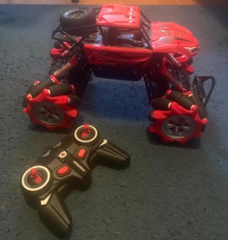 Coche teledirigido RC todoterreno rojo