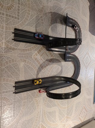 Carrera Go