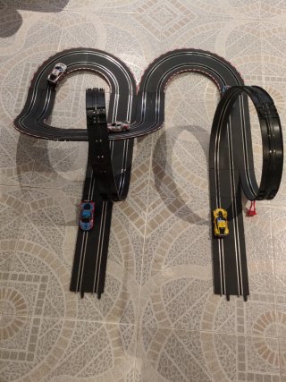 Carrera Go