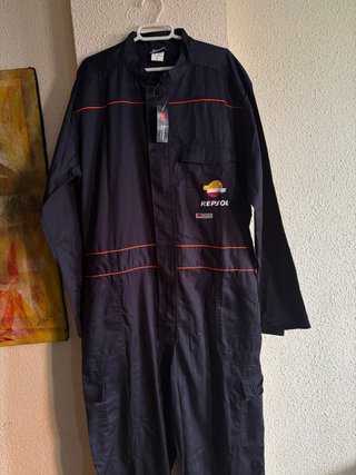 Mono de trabajo 3M Repsol