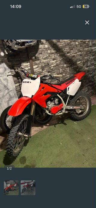 Honda CR Moto Cross Roja y Blanca