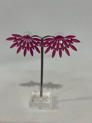 Pendientes largos fucsia y plata