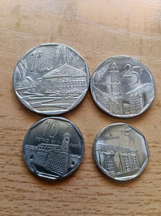 Lote de 4 monedas de Cuba