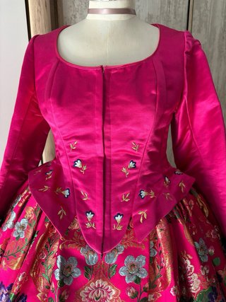 Traje de Fallera