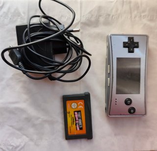 Nintendo Game Boy Micro Plateada