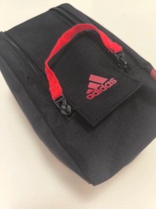 Bolso adidas Negro y Rojo