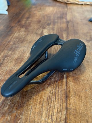 Sillín Selle Italia SLR Superflow Carbon