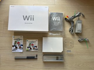 Nintendo Wii Mario Kart Wii Pack