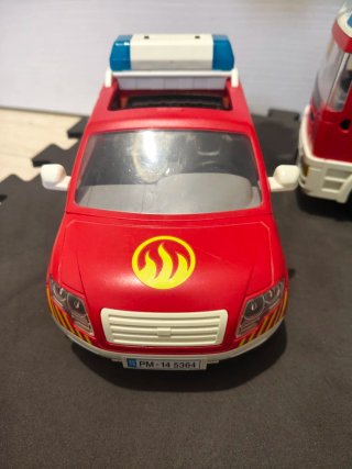 Set de Coche y Camión de Bomberos