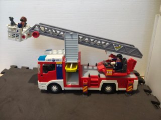 Set de Coche y Camión de Bomberos
