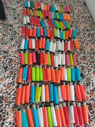 Lote de 135 Mecheros Variados