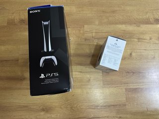 Caja Vacía PS5 Digital Edition + Auriculares
