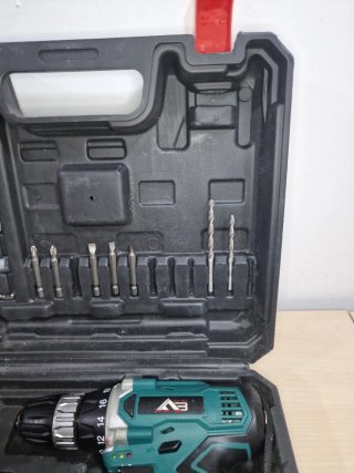 Taladro Atornillador Inalámbrico con Maletín