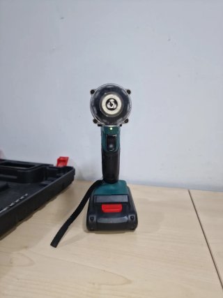 Taladro Atornillador Inalámbrico con Maletín