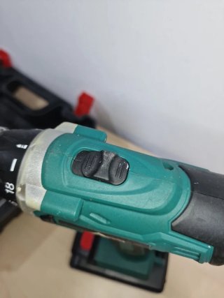 Taladro Atornillador Inalámbrico con Maletín