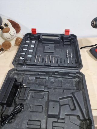 Taladro Atornillador Inalámbrico con Maletín