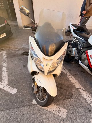 Suzuki Burgman 400 2012 Blanca