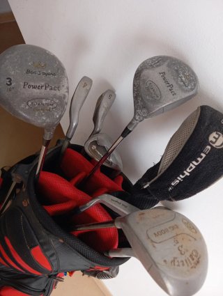 Set de palos de golf con bolsa