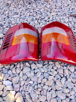 Pilotos traseros Jeep Grand Cherokee