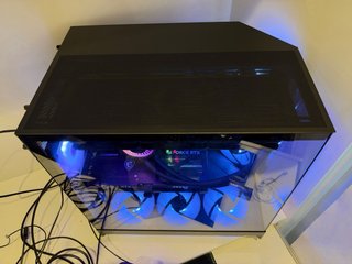 PC Gaming RTX 5070 Ti, Ryzen 7 7800X3D, 32GB