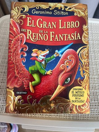 Libro muy bien cuidado, prácticamente nuevo
