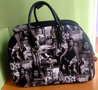 Maleta Troller Vintage con Ruedas y asas.