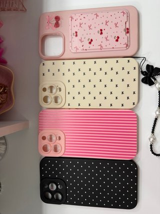 4 custodie per iPhone 13 Pro Max