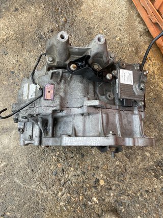 Caja de cambio Freelander II 2012 TF81SC