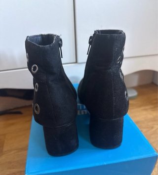 Botines Negros aterciopelado