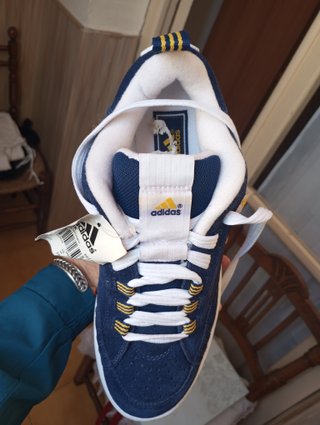 Zapatillas Adidas Willcox Azul y Blanco