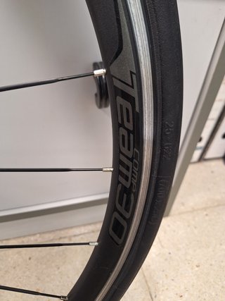 Rueda TRASERA Vision Team 30 11v