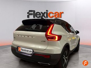 Volvo XC40 2.0 D3 AWD Momentum Auto