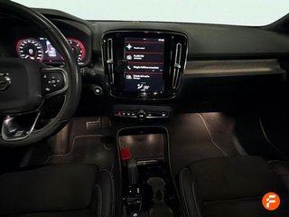Volvo XC40 2.0 D3 AWD Momentum Auto