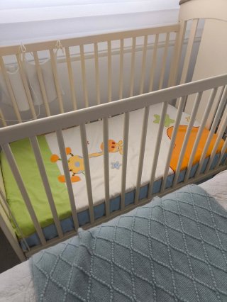 Cuna bebé con cambiador y bañera