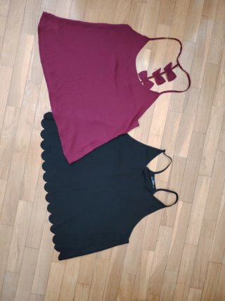 Camisas de tirantes con lazo.
