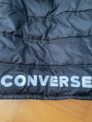 Anorak niño Converse negro
