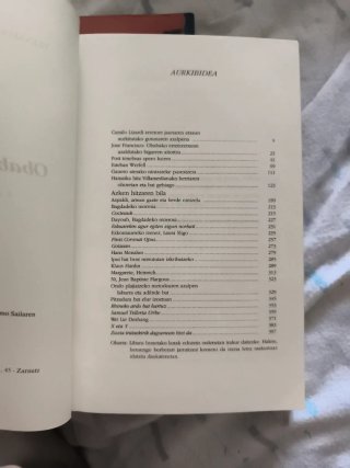 Obabakoak. Bernardo Atxaga. Euskera.