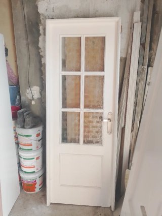 5 Puertas madera blancas