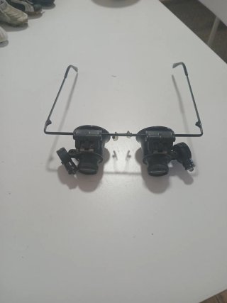 Gafas Lupa con Luz