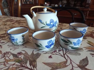 Juego de Té Japonés de Cerámica