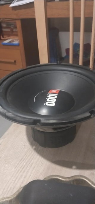 Subwoofer JBL 1000 Watts