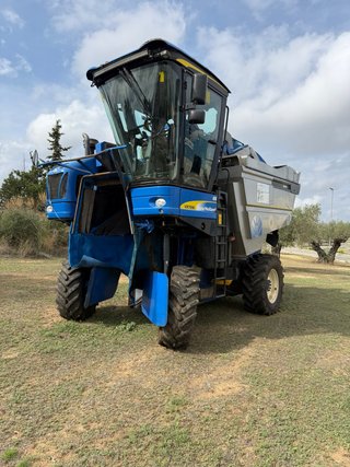 Cosechadora de Olivas New Holland VX7090