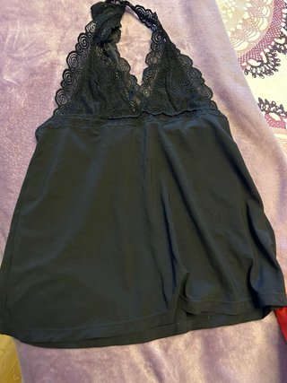 Top Negro Mango con Encaje