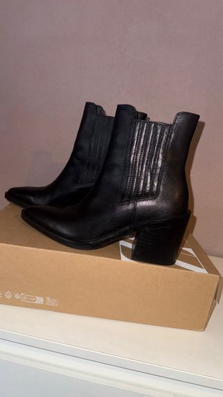 Botas de Piel Zara Negras Talla 38