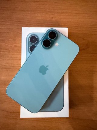 iPhone 16 Verde