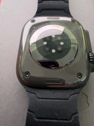 Apple Watch Ultra 3 con correas adicionales