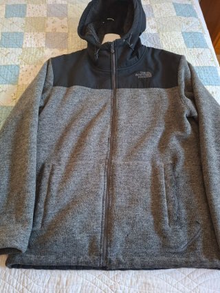 Cazadora The North Face Gris y Negra