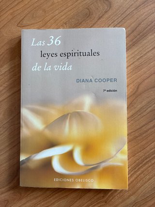 "Las 36" leyes espirituales "de la vida"
