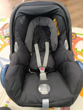 Maxi-Cosi CabrioFix con Base FamilyFix